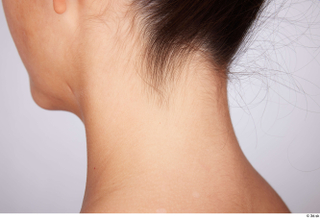 Suleika neck 0005.jpg